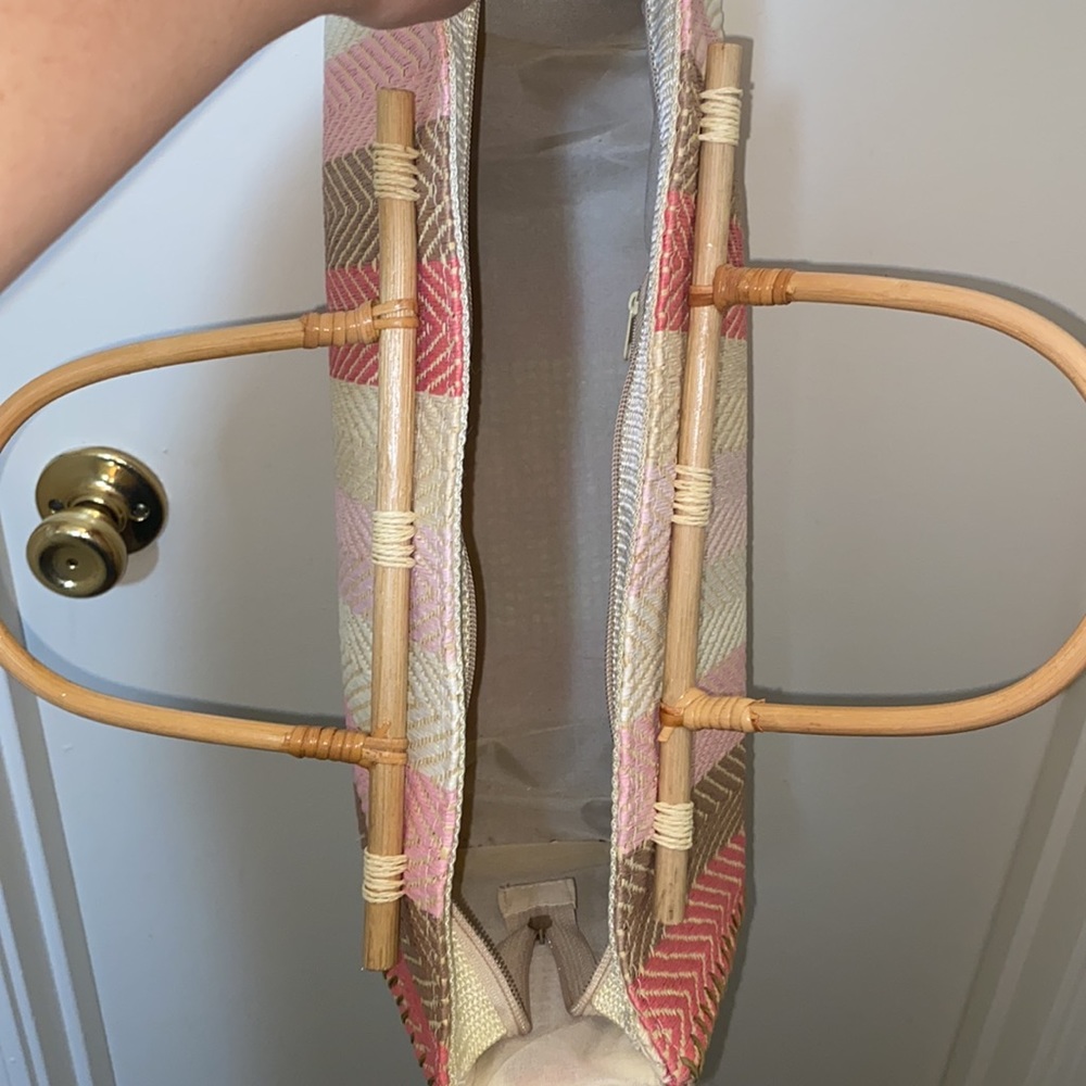 Straw Striped Bamboo Handle Purse - Picture 4 of 8